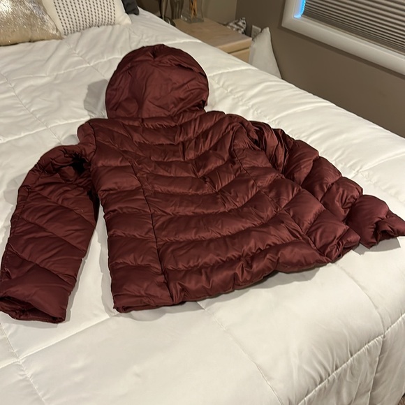 Women’s Patagonia Jacket - Picture 2 of 4